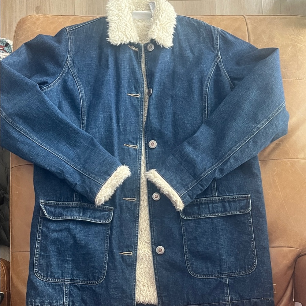 Liz Claiborne Dark Blue Denim Jacket with Cream Sherpa